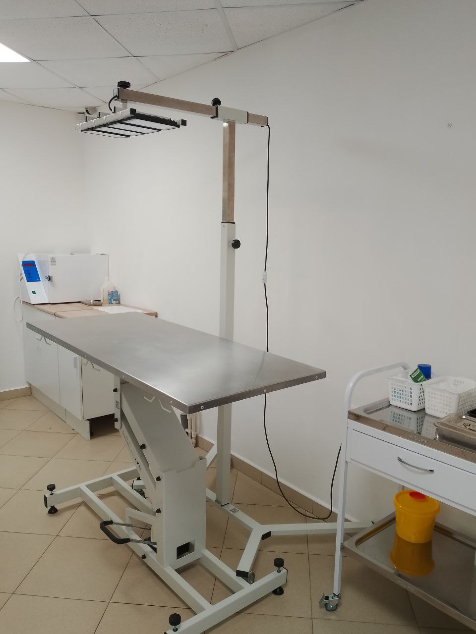 Операционная с современным оборудованием